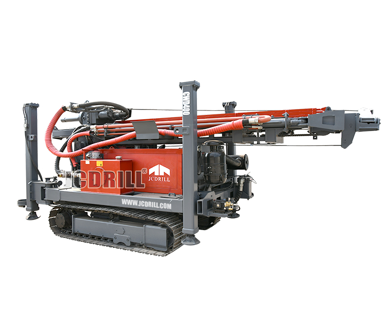 柴油履带式水井钻机