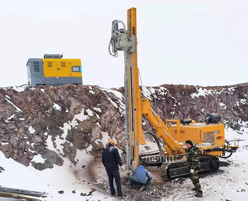 How does DTH drilling rig work How does DTH drilling rig work