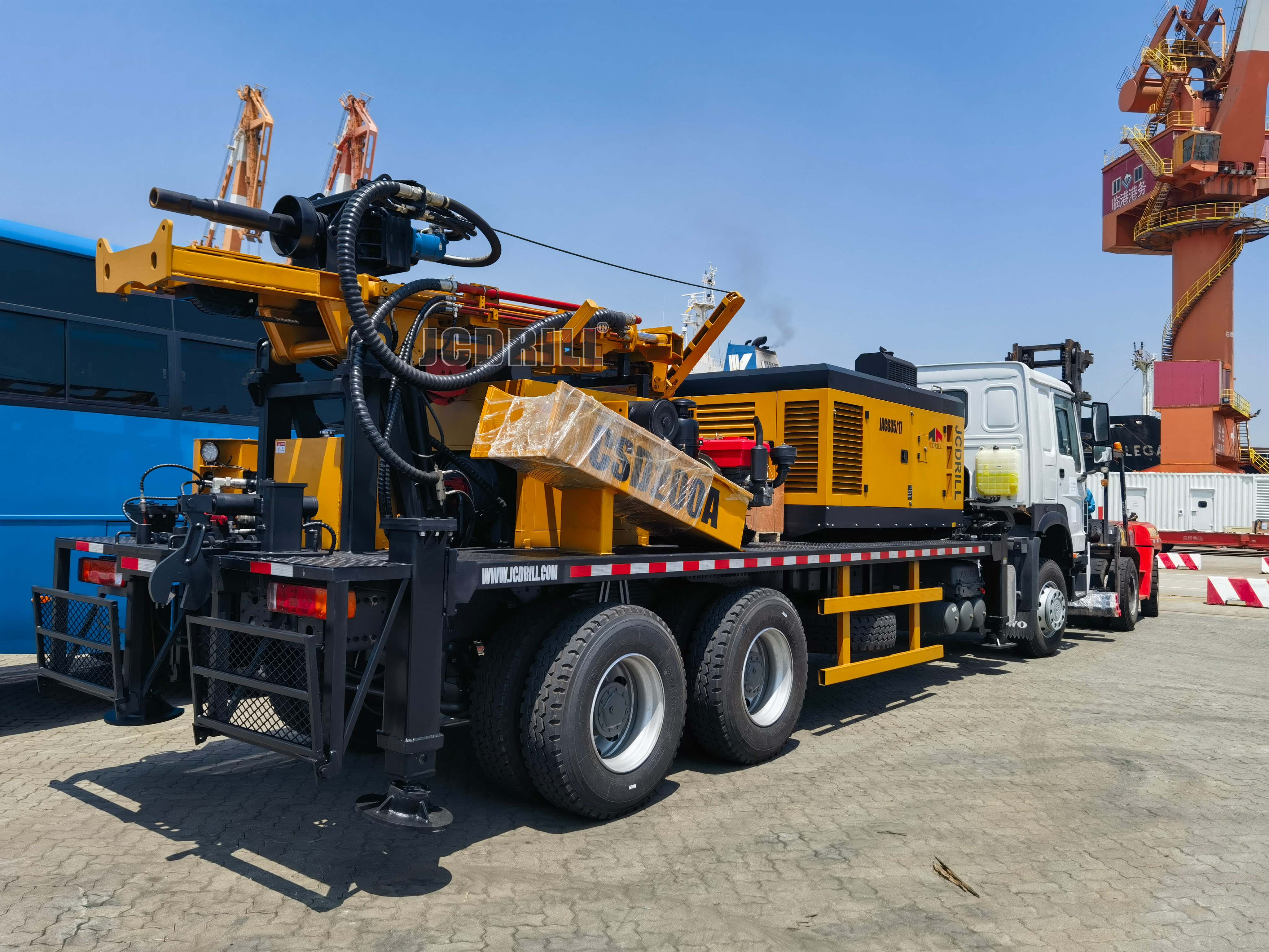 车载水井钻机海运至北美