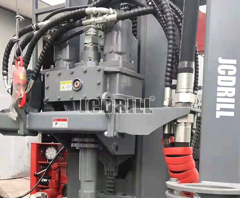 CWD300 履带式液压回转钻机