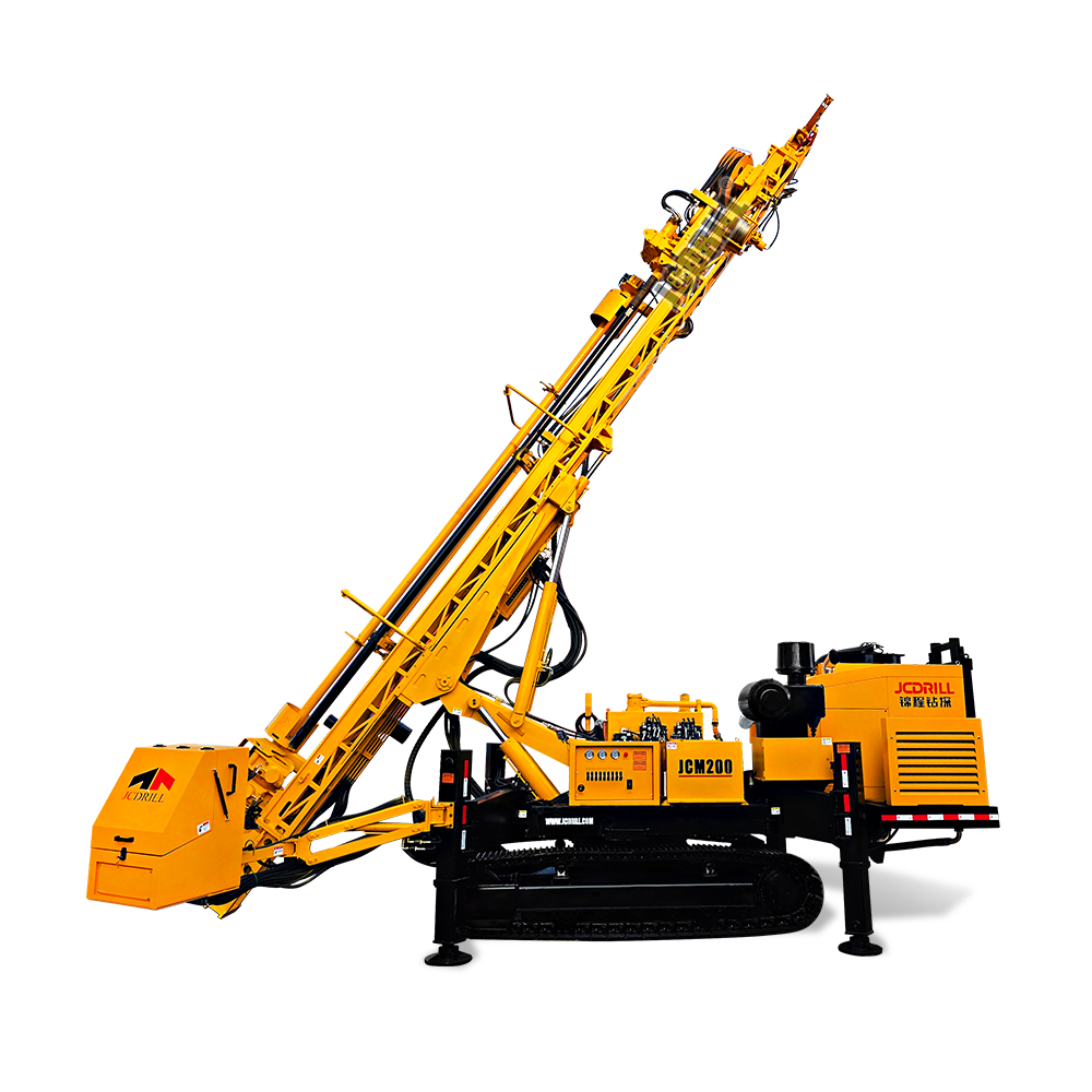 JCM200 多功能直接顶式岩石钻机——全液压顶驱旋转履带式钻机